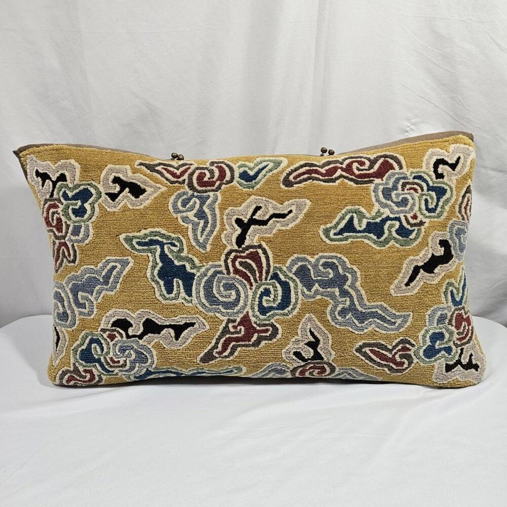 Mitchell Gold & Bob Williams 14" Lumbar Support Hand Spun Wool & Down - Picture 1 of 12